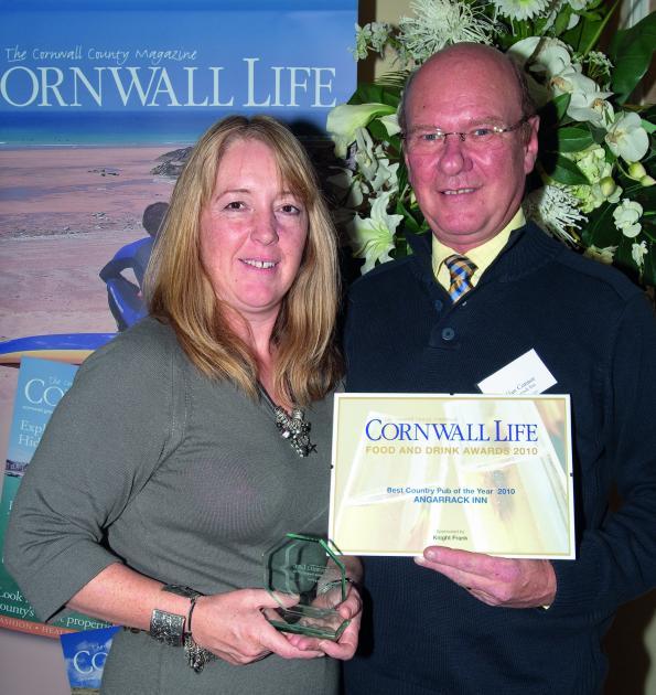 Sam and Alan Conner (Angarrack Inn) - Best Country Pub of the Year 2010 Cornwall Life 2010 Best Country Pub 3397.jpg